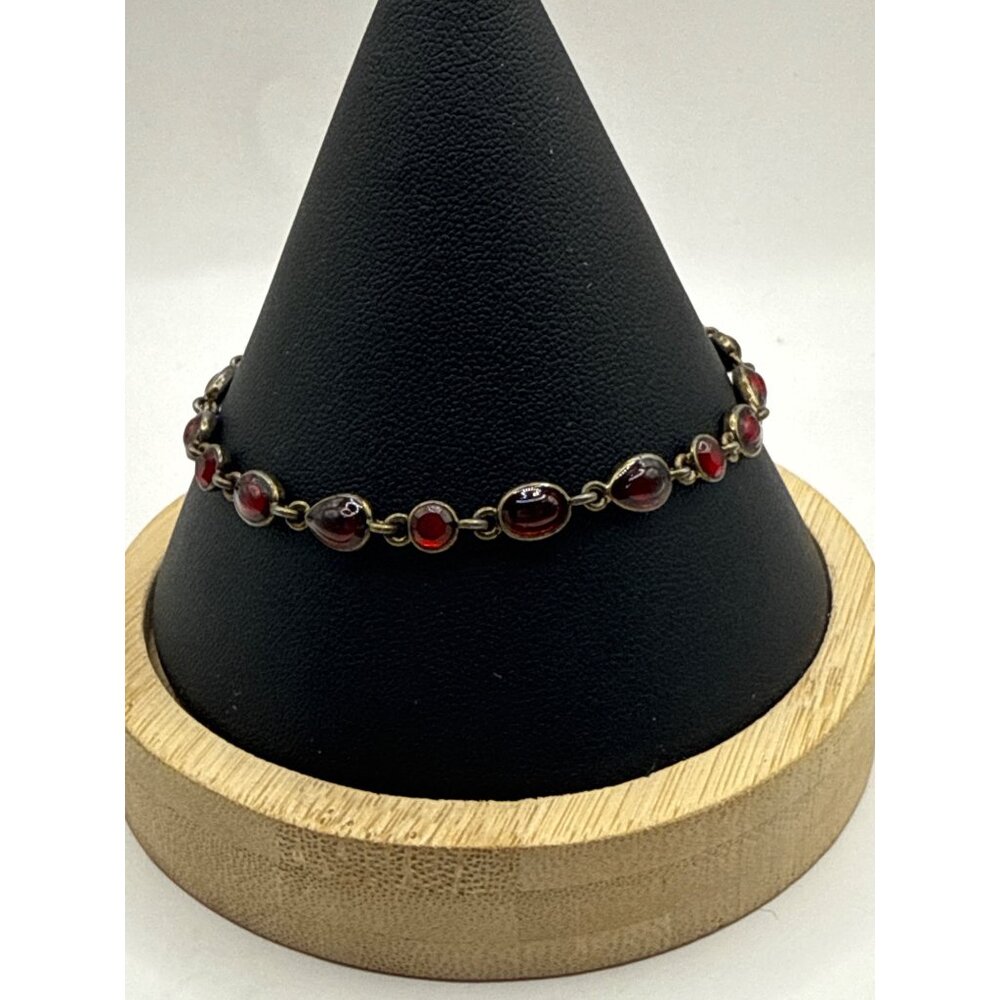 Vintage Red Glass & Brass Oval Link Bracelet With Clasp Closure